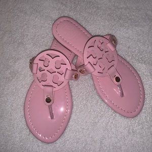 TORY BURCH SANDALS SIZE 6